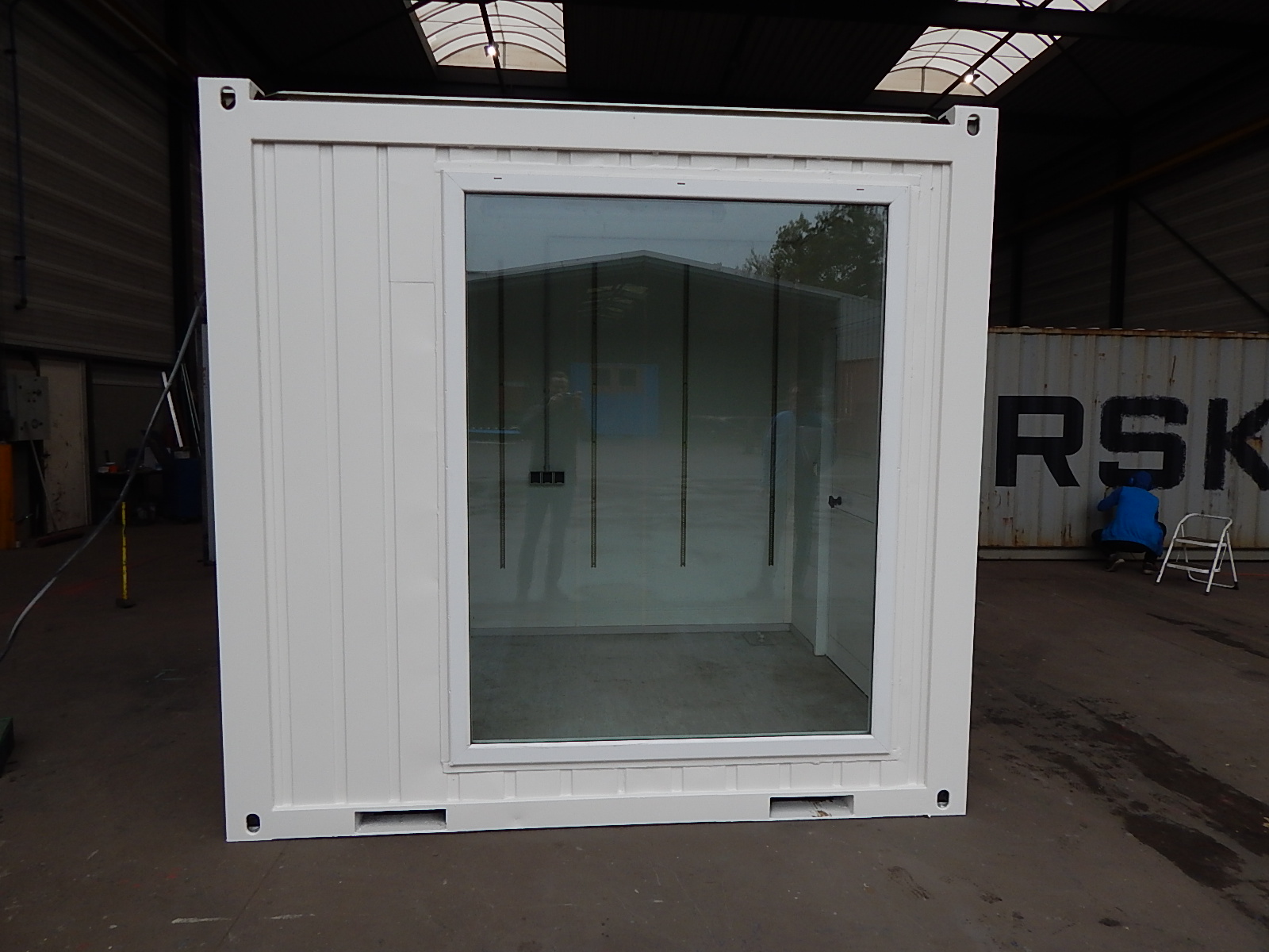 10ft Bürocontainer — Rückansicht