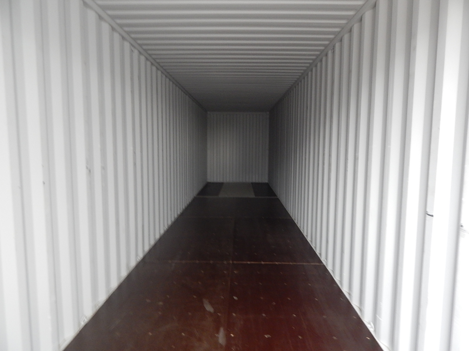 40ft High Cube — Rückansicht